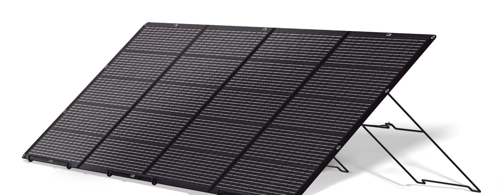 Panneau solaire pliable déployé sur sa béquille, vu en entier sur fond blanc